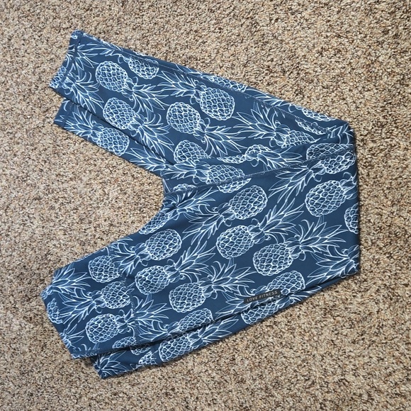 PINEAPPLE LEGGINGS - OCEAN BLUE *sold out online* - Picture 2 of 2